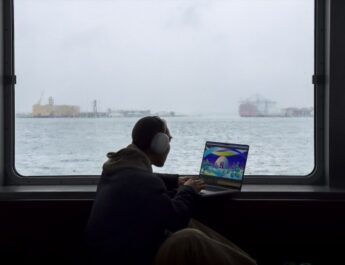 Apple MacBook Pro lifestyle screen